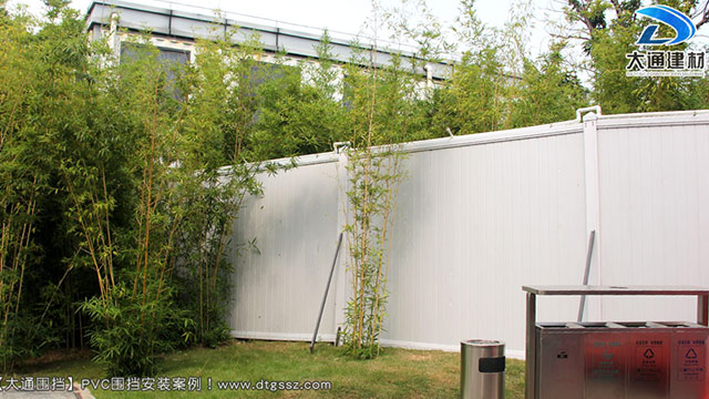 PVC臨時(shí)施工圍擋安裝案例展示-市政PVC圍擋-深圳市大通建材有限公司圍擋生產(chǎn)定制廠家